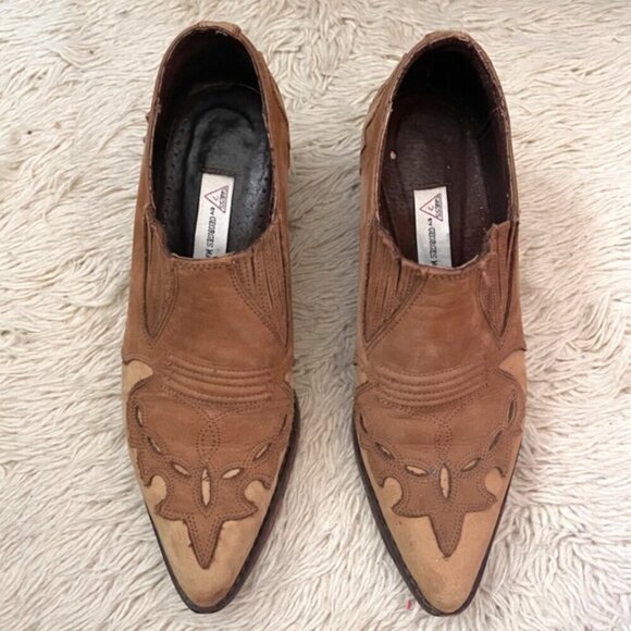 Vintage Guess Nubuck Leather Cowboy Style Heeled Shoes - 6/5-5.5US - Picture 9 of 11